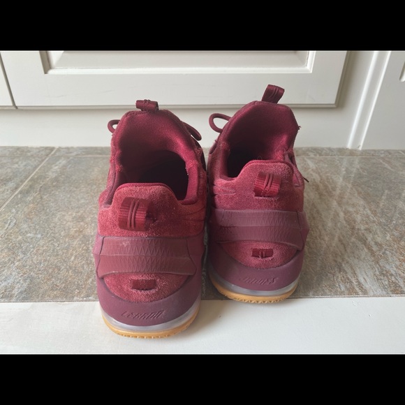 Men’s Size 10 Nike LeBron 13 Low 'Team Red Gum' - Picture 3 of 5